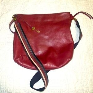 Fossil Leather Bag w Colorful Strap
